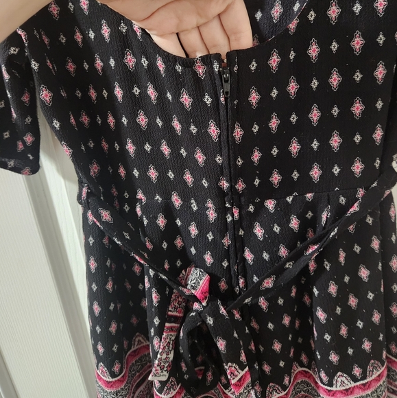 Romper - Picture 4 of 5